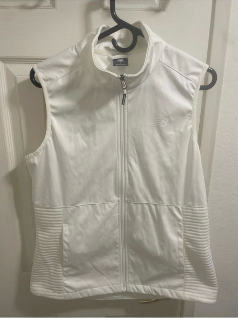 New Balance White Sleeveless Zip-Front Vest